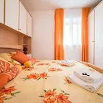De Luxe Apartment Mediteran 3****