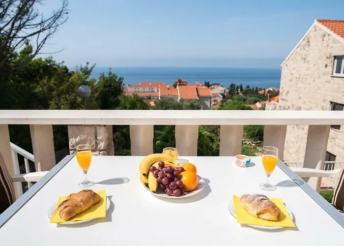 De Luxe Apartment Mediteran 3****